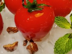 番茄脆菇沙拉-小大董·烤鸭(凤凰汇店)