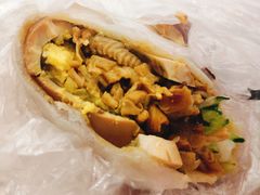 -老王芙蓉蛋卷饼(万达店)