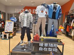 -南京商厦