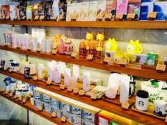 零售区-星巴克臻选(南京艾尚天地店)