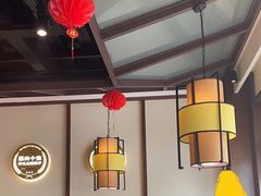 -魏铭鱼头捞饭(晋阳路店)