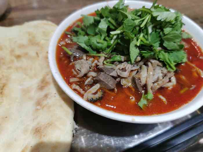 老·贝尔杂碎馆-""地陪"同学,带我们来的这家店铺.店铺真.