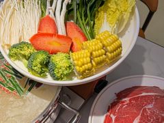 -享遇.锅姥姥牛排海鲜自助(小寨店)