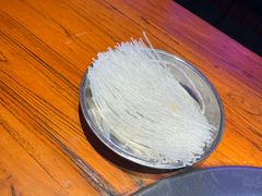 -山河屯铁锅炖(哈西站店)