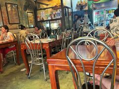 -Dang restaurant (patong phuket)