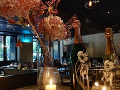 -Carbon莫卡哆·意大利复古集市餐厅(杭州大厦店)