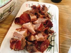 -乔家小院•本地小海鲜•非遗驴肉(万年泉路店)