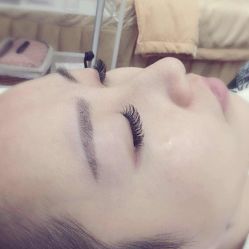 -EMILY艾枚莉美甲美睫·美颜·现磨咖啡