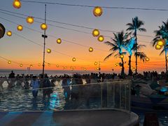 -FINNS Beach Club