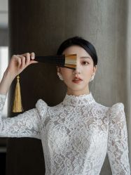 -衣贝姿婚纱礼服馆