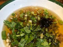 -拈签一笑黄牛肉辣卤串串