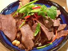 招牌酱牛肉-老班长手工灌汤包老店(东山店)
