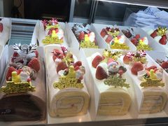 -花花卷卷·鲜食蛋糕(静安久光百货店)