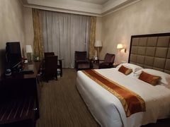 -曲江惠宾苑宾馆(大雁塔大唐不夜城店)