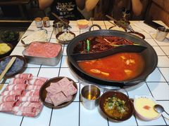 -卤校长老火锅(沙坪坝直营店)