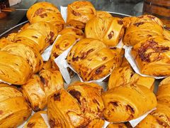 -李与白包子铺(桐梓林店)