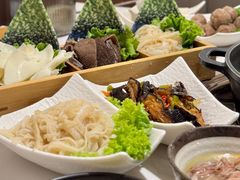 -汤宴·参须肚包鸡(南京路店)
