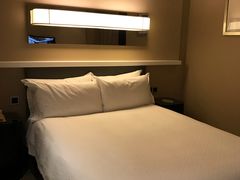 -上海中航虹桥机场泊悦酒店