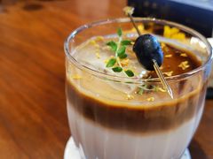 -ZING COFFEE 镜咖啡