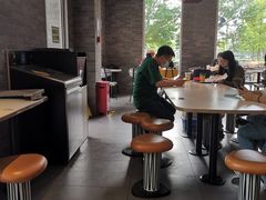-麦当劳(欢乐谷店)