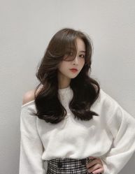 -变画·发型STUDIO