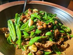 土辣椒炒土猪肉-湘中缘·湖南菜(娄底驻京办店)