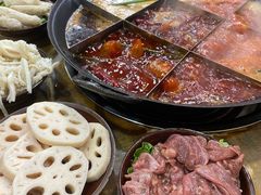 -正南齊北重庆老火锅(光华村直营店)