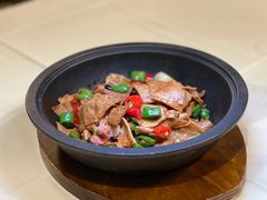 干锅腊肉石屏豆腐皮-泓0871臻选云南菜·味庄