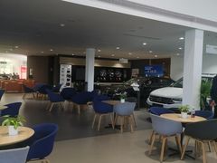 -上海冠松上汽大众4S店