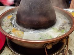 大铜锅-洞庭洲·防空洞火锅·烧烤·铜锅涮肉(新百广场店)