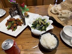 -东来菜馆•手抓海鲜家常菜•海鲜锅贴(鸽子窝店)