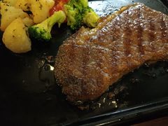 -必胜客(机场路店)
