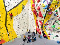 -问山MountQuest攀岩馆