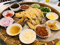 簸箕捞鸡-大树头森林餐厅(番禺广场店)