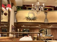 -玛格萝妮比萨屋(四平店)