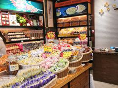面包甜点陈列柜-金顺昌桂林桂花伴手礼(正阳一店)