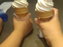 -麦当劳(利津路店)