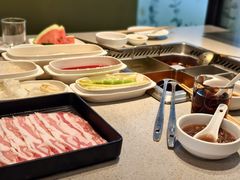 -海底捞火锅(新松江路生日主题店)