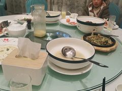-沪华海鲜大酒楼(南汇店)