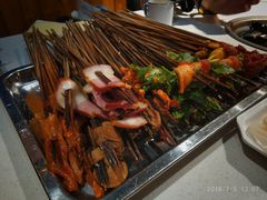 荤串儿-钢管厂五区小郡肝串串香(滨江店)