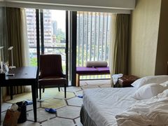-珠海拱北口岸希尔顿欢朋酒店