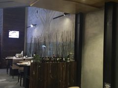 -HIHE Bistro·Oyster Bar(华熙live店)