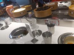 -龍歌自助小火锅(市南金茂湾店)