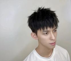 -东方美妍小鹏造型
