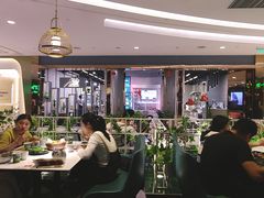 大堂-原味田园·客家菜·土窑鸡(中航城君尚购物中心店)