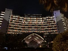 -三亚湾海居铂尔曼度假酒店