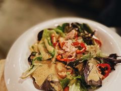 金枪鱼蔬菜沙拉-味式·那不勒斯披萨Mise en place(亚朵酒店店)