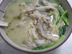-明呈黄鱼面馆(斜土路店)
