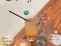 -Line 咖啡(石厦花园店)