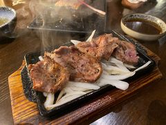 厚切牛舌-串鑫